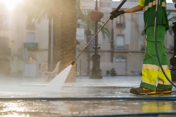 Best Playground Equipment Cleaning  in Moses Lake North, WA